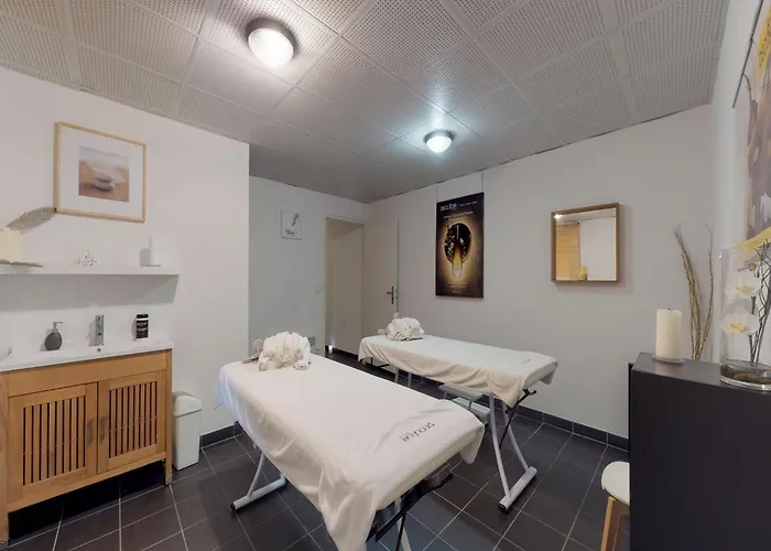 With Shared Pool For 4 People Orelle